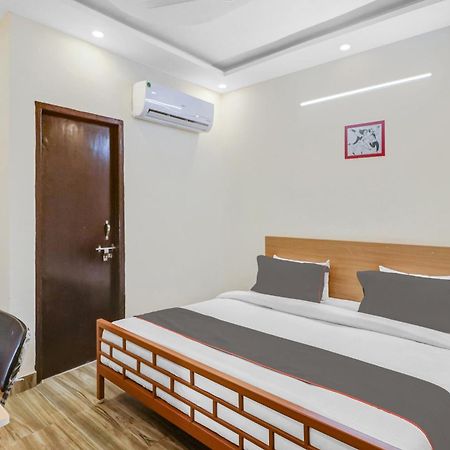 Super Capital O Moody Inn Delhi  Eksteriør bilde