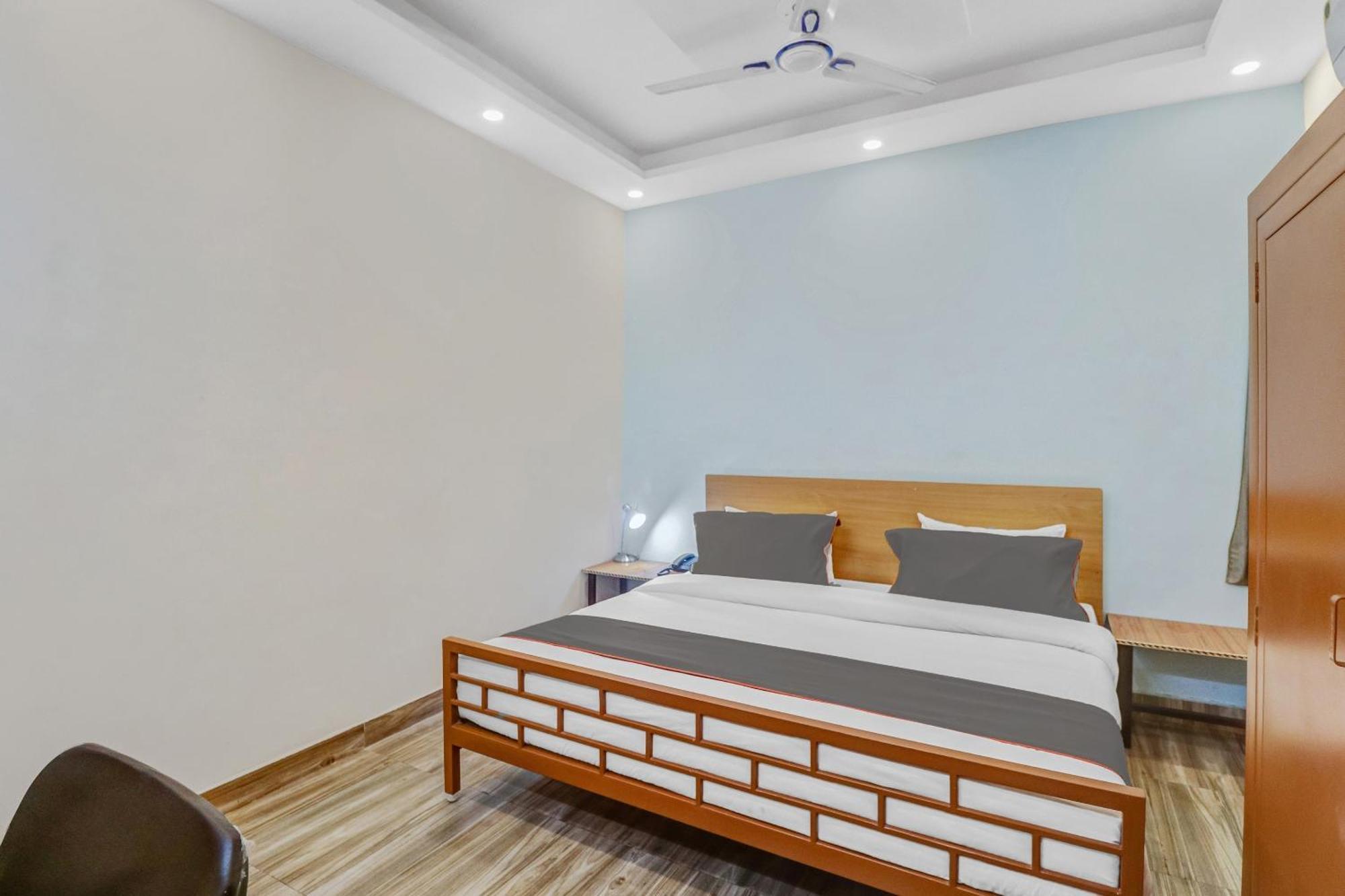 Super Capital O Moody Inn Delhi  Eksteriør bilde