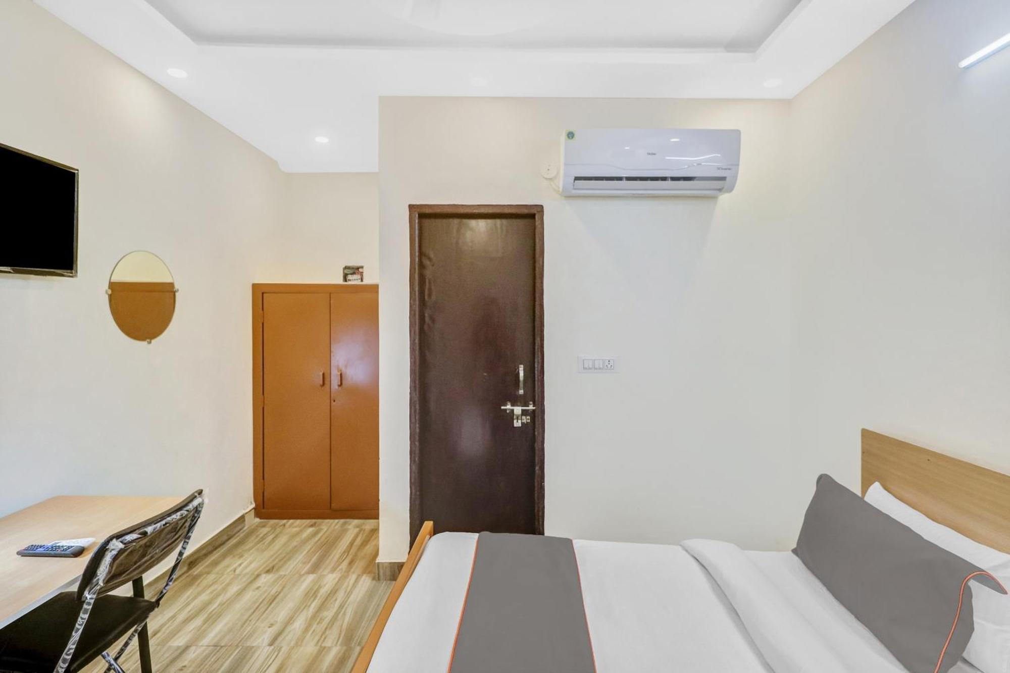 Super Capital O Moody Inn Delhi  Eksteriør bilde