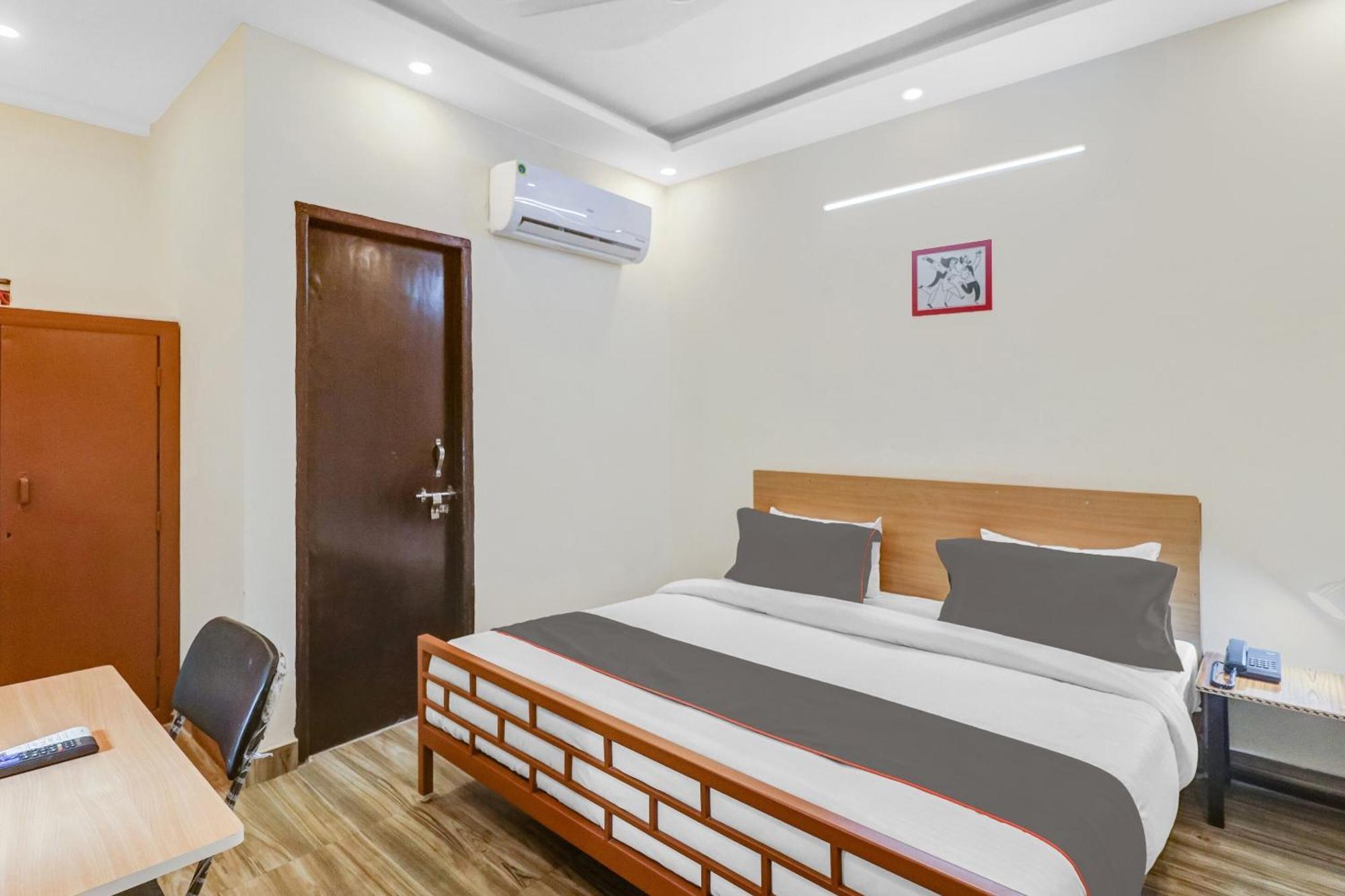Super Capital O Moody Inn Delhi  Eksteriør bilde